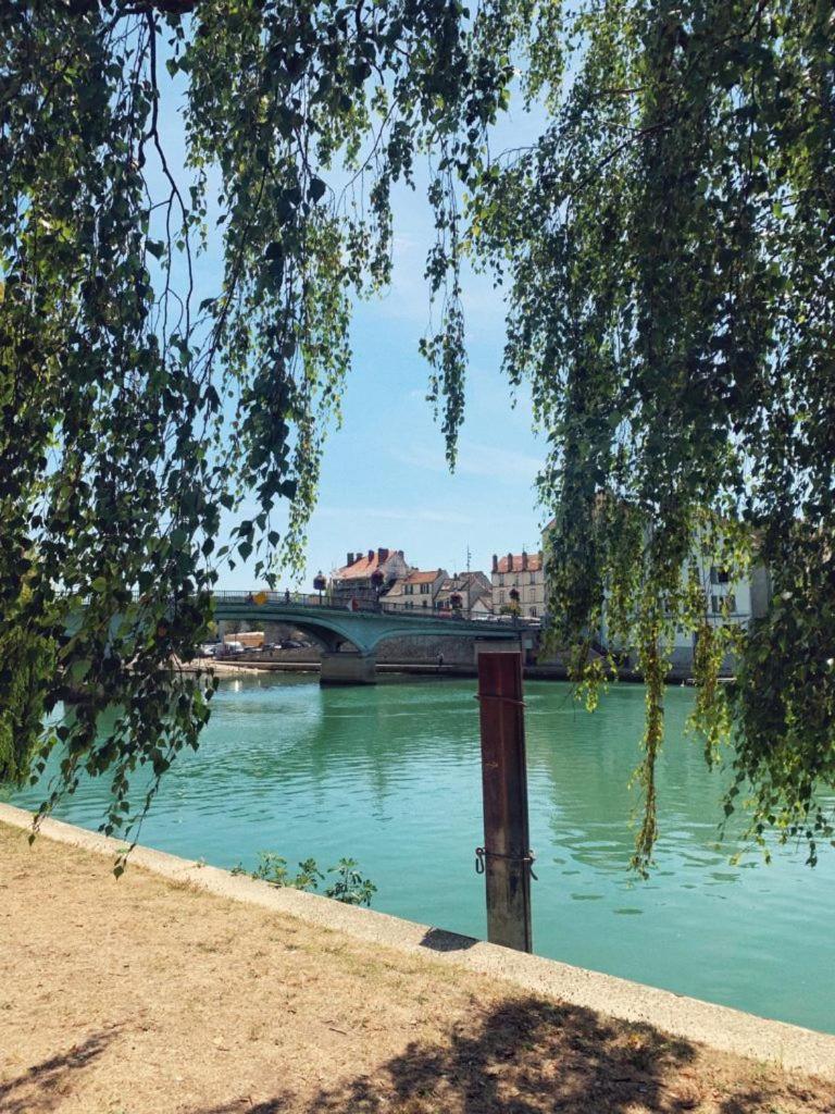 Lagny Notre Cocon Au Coeur De Ville מראה חיצוני תמונה