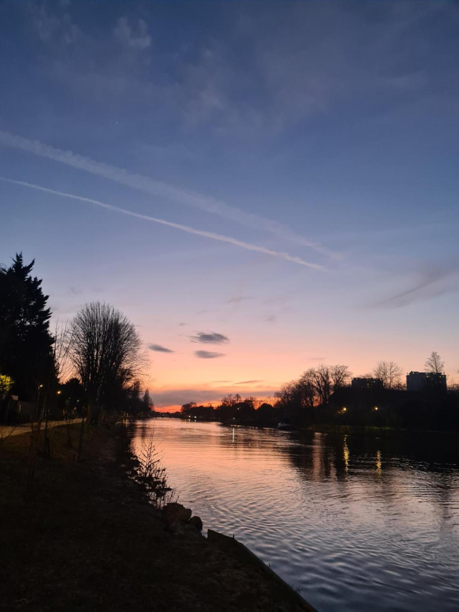 Lagny Notre Cocon Au Coeur De Ville מראה חיצוני תמונה